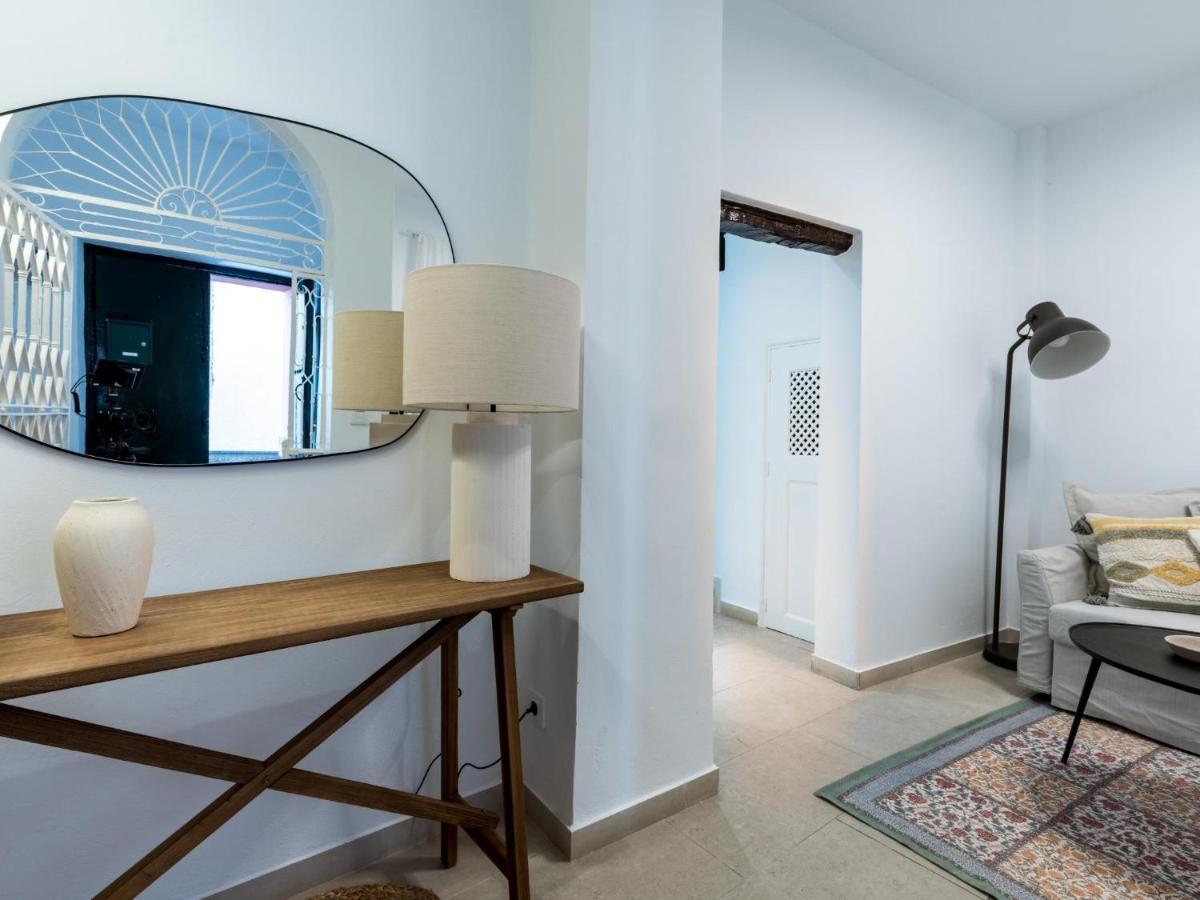 Unique Homes La Juderia Parking & Jacuzzi Севиля Екстериор снимка