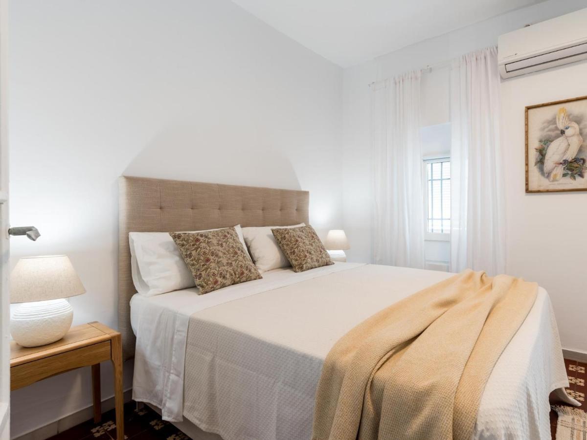 Unique Homes La Juderia Parking & Jacuzzi Севиля Екстериор снимка
